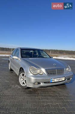 Седан Mercedes-Benz C-Class 2001 в Ківерцях