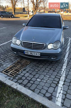 Седан Mercedes-Benz C-Class 2005 в Вінниці