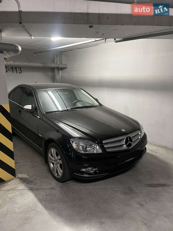 Седан Mercedes-Benz C-Class 2007 в Києві