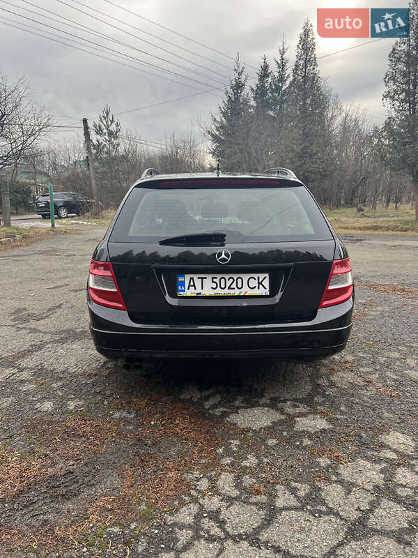 Универсал Mercedes-Benz C-Class 2010 в Рожнятове