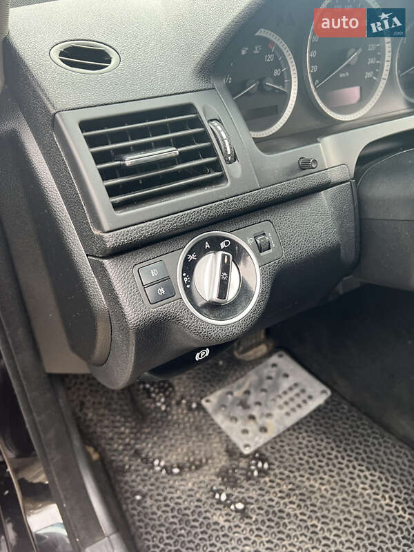 Универсал Mercedes-Benz C-Class 2010 в Рожнятове