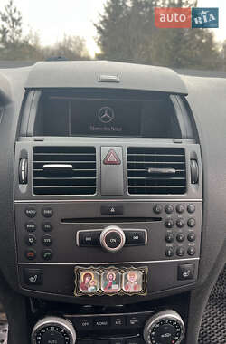 Универсал Mercedes-Benz C-Class 2010 в 