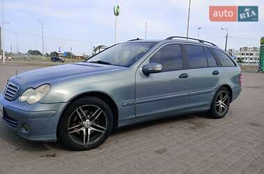 Універсал Mercedes-Benz C-Class 2004 в Вишгороді