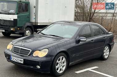 Седан Mercedes-Benz C-Class 2001 в Києві