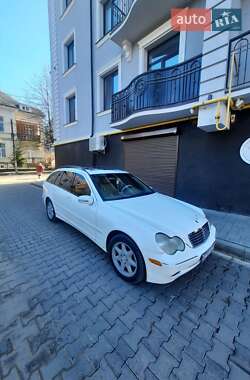 Універсал Mercedes-Benz C-Class 2004 в Івано-Франківську