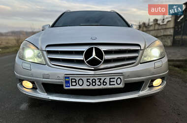 Універсал Mercedes-Benz C-Class 2010 в Тернополі