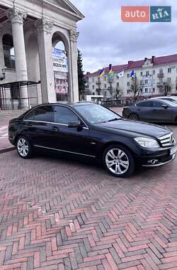 Седан Mercedes-Benz C-Class 2010 в Чернигове