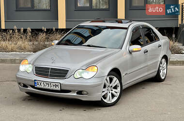 Седан Mercedes-Benz C-Class 2002 в Черкасах