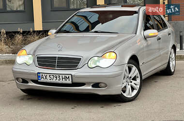 Седан Mercedes-Benz C-Class 2002 в Черкасах