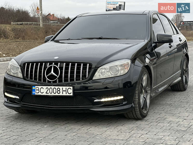 Седан Mercedes-Benz C-Class 2010 в 