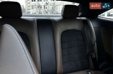 Купе Mercedes-Benz C-Class 2017 в 