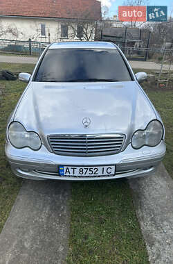 Седан Mercedes-Benz C-Class 2002 в Тернополе