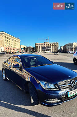 Купе Mercedes-Benz C-Class 2015 в 