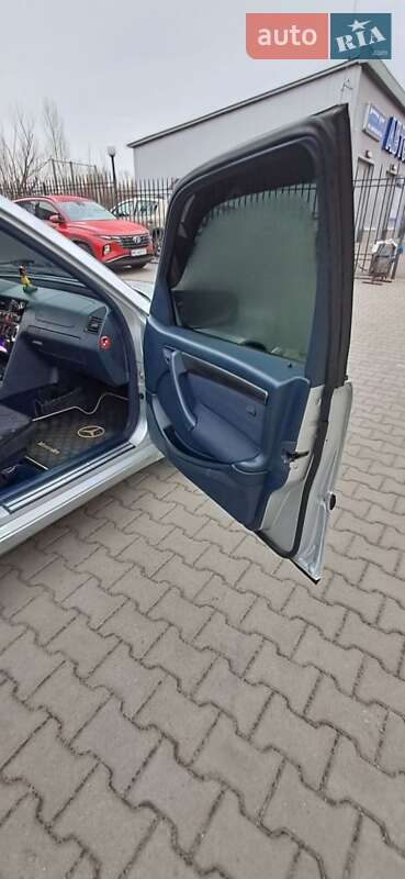 Седан Mercedes-Benz C-Class 1998 в Киеве