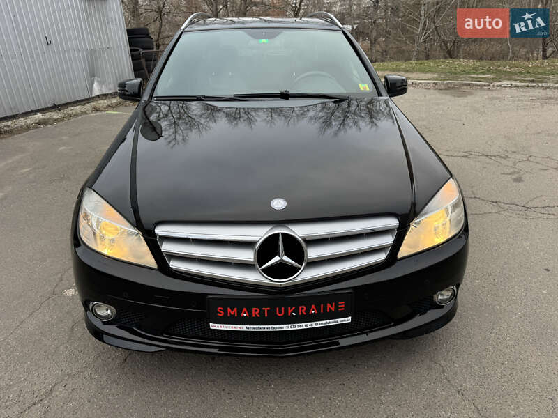 Универсал Mercedes-Benz C-Class 2010 в Киеве фото 7 Универсал Mercedes-Benz C-Class 2010 в Киеве