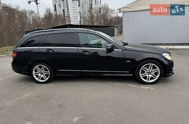Универсал Mercedes-Benz C-Class 2010 в 