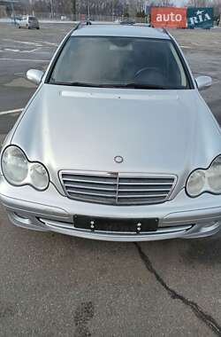 Универсал Mercedes-Benz C-Class 2005 в Днепре