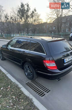 Универсал Mercedes-Benz C-Class 2010 в Ковеле