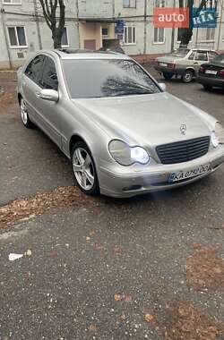 Седан Mercedes-Benz C-Class 2000 в 