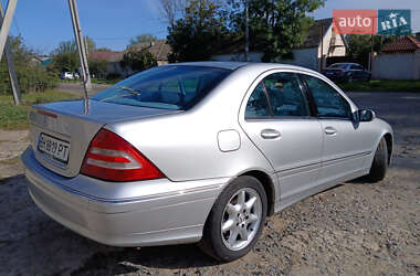 Седан Mercedes-Benz C-Class 2005 в 