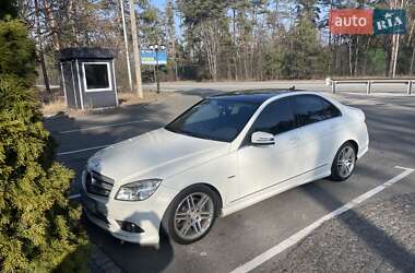 Седан Mercedes-Benz C-Class 2009 в Киеве