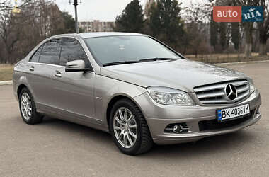 Седан Mercedes-Benz C-Class 2008 в Ровно