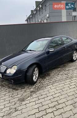 Купе Mercedes-Benz C-Class 2002 в Чернівцях