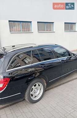 Универсал Mercedes-Benz C-Class 2012 в 