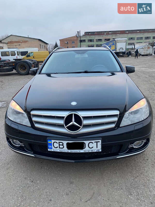 Універсал Mercedes-Benz C-Class 2010 в Ніжині