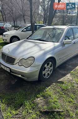 Универсал Mercedes-Benz C-Class 2002 в Киеве