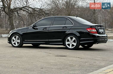 Седан Mercedes-Benz C-Class 2010 в 