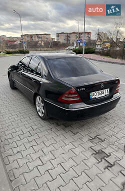 Седан Mercedes-Benz C-Class 2003 в Мукачево