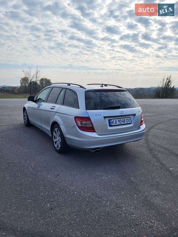 Универсал Mercedes-Benz C-Class 2008 в Киеве