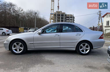 Седан Mercedes-Benz C-Class 2005 в Тернополі