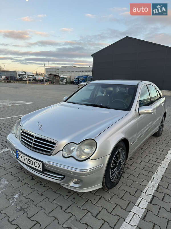 Седан Mercedes-Benz C-Class 2004 в Каменец-Подольском