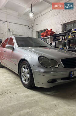 Седан Mercedes-Benz C-Class 2000 в Києві