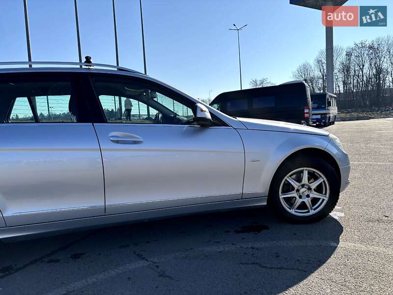 Универсал Mercedes-Benz C-Class 2007 в Львове