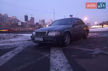 Седан Mercedes-Benz C-Class 1996 в Києві