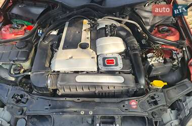 Купе Mercedes-Benz C-Class 2002 в 
