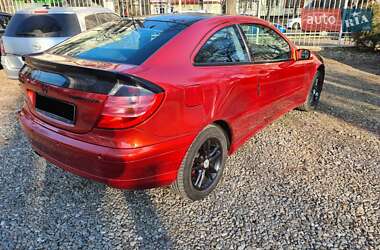 Купе Mercedes-Benz C-Class 2002 в 