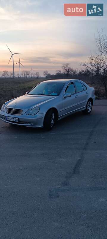 Mercedes-Benz C-Class 2003