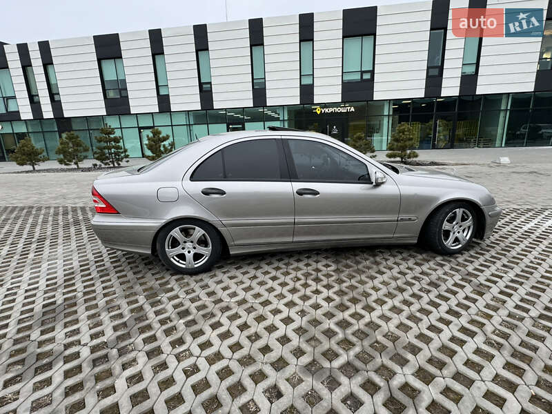 Седан Mercedes-Benz C-Class 2004 в Хмельницком