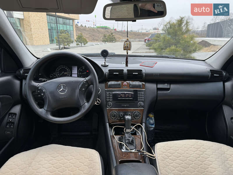 Седан Mercedes-Benz C-Class 2004 в Хмельницком