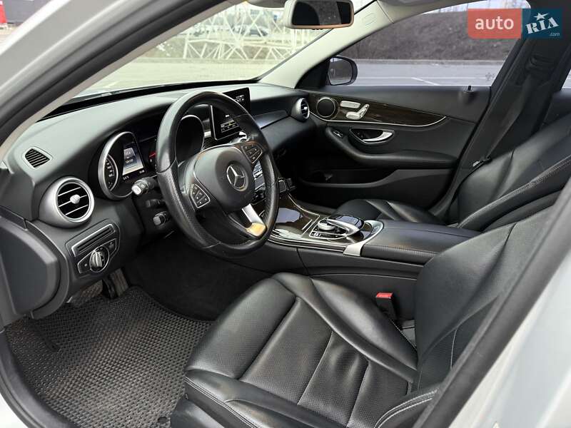 Седан Mercedes-Benz C-Class 2015 в Києві