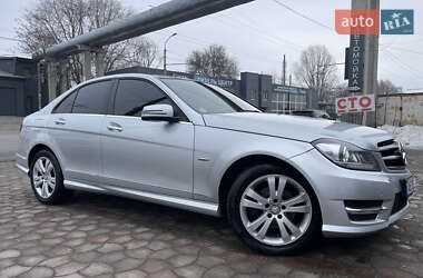 Седан Mercedes-Benz C-Class 2013 в Дніпрі