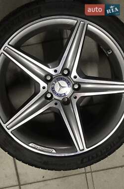 Купе Mercedes-Benz C-Class 2011 в 