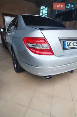 Седан Mercedes-Benz C-Class 2007 в 