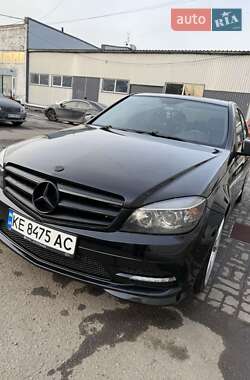 Седан Mercedes-Benz C-Class 2011 в 