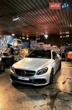 Купе Mercedes-Benz C-Class 2016 в 