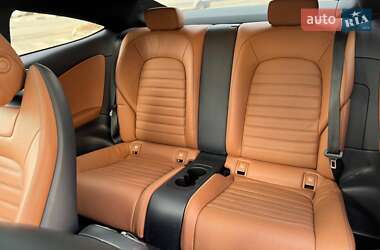 Купе Mercedes-Benz C-Class 2019 в 